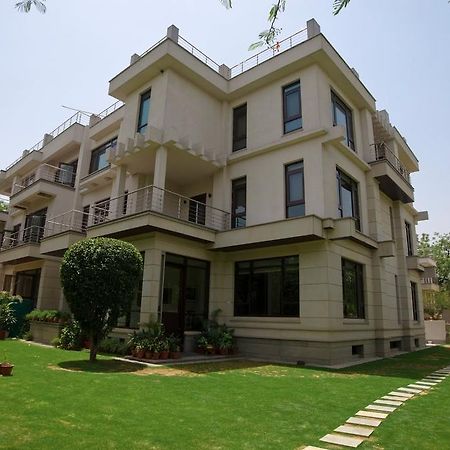 76 Friends Colony Bed & Breakfast Ню Делхи Екстериор снимка