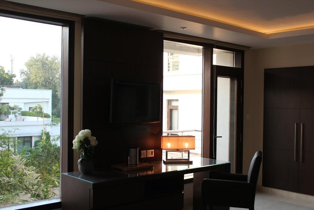 76 Friends Colony Bed & Breakfast Ню Делхи Екстериор снимка